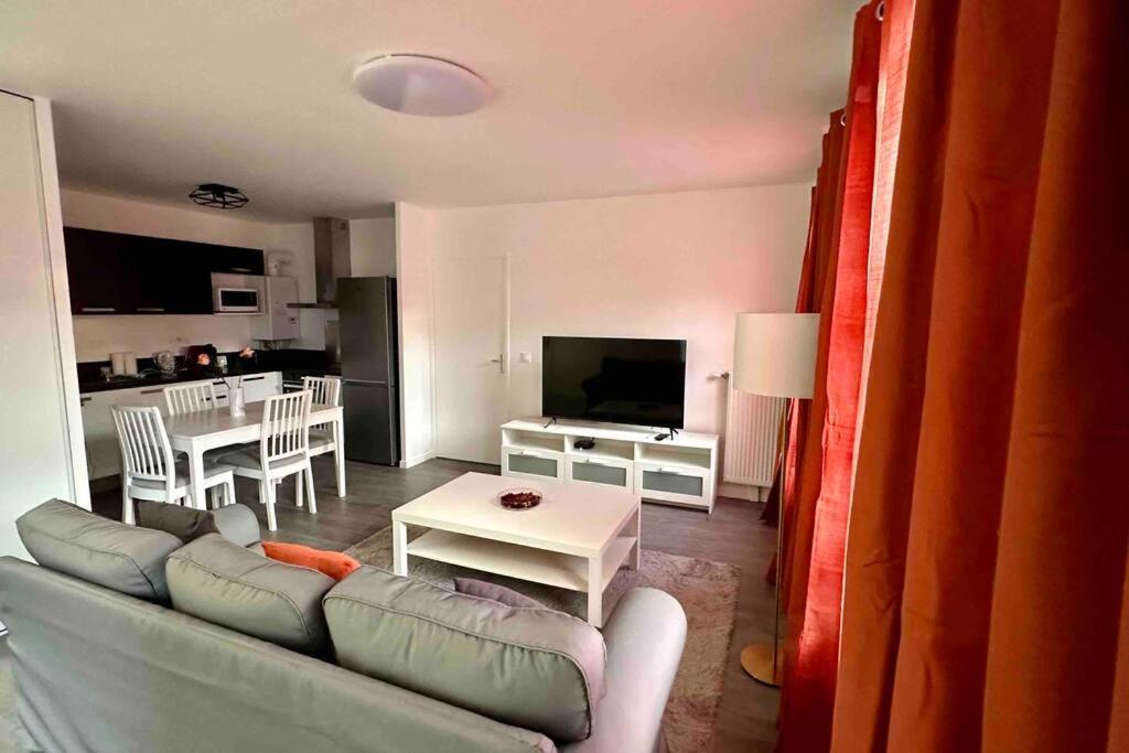 Appartement Cozy - Quartier Residentiel Μελάν Εξωτερικό φωτογραφία