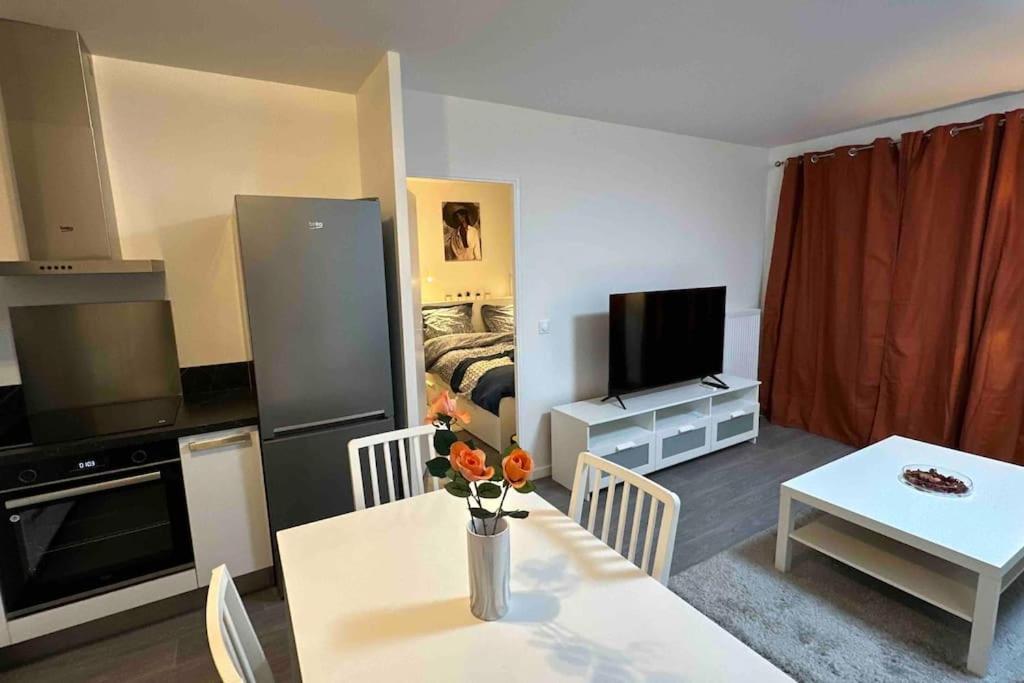 Appartement Cozy - Quartier Residentiel Μελάν Εξωτερικό φωτογραφία
