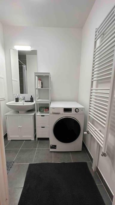 Appartement Cozy - Quartier Residentiel Μελάν Εξωτερικό φωτογραφία