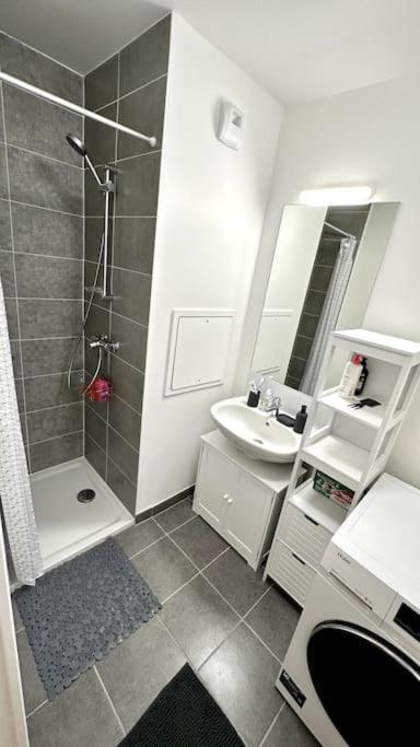 Appartement Cozy - Quartier Residentiel Μελάν Εξωτερικό φωτογραφία