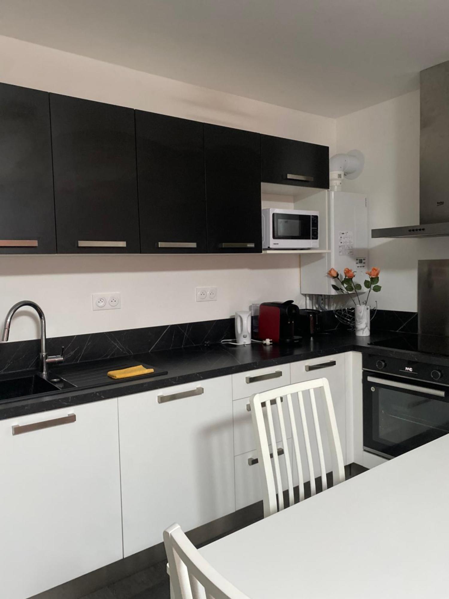 Appartement Cozy - Quartier Residentiel Μελάν Εξωτερικό φωτογραφία