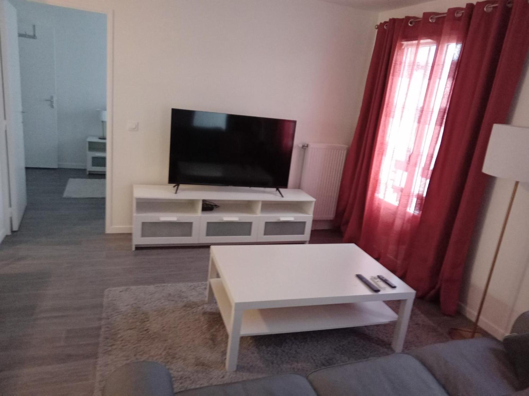 Appartement Cozy - Quartier Residentiel Μελάν Εξωτερικό φωτογραφία